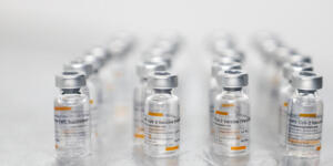 Sağlık Bakanı Koca’dan 80 yaş üzeri için aşı açıklaması