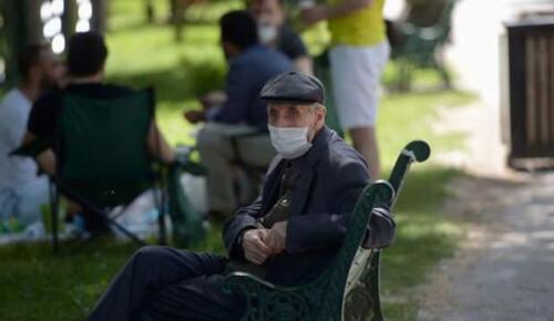 65 yaş üstünde ölüm riski 6.7 kat