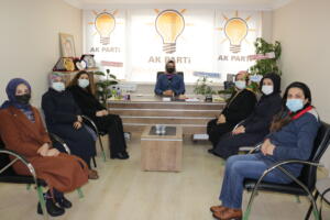 güleser keleş ermurat 2 300x200 Büyükşehir’de Yılın Son Meclis Toplantısı Gerçekleştirildi!