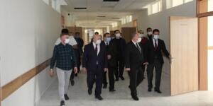 Vali Coşkun İmam Hatip Lisesi İnşaatını İnceledi.