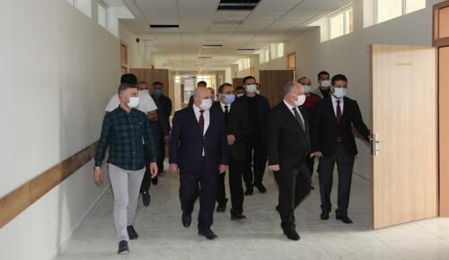 Vali Coşkun İmam Hatip Lisesi İnşaatını İnceledi.