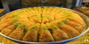 Maraşlıoğlu Pastanesi Lezzetini Evlerinize Taşıyor!