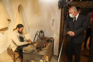 FB IMG 1622064301878 300x200 Büyükşehir’de Yılın Son Meclis Toplantısı Gerçekleştirildi!