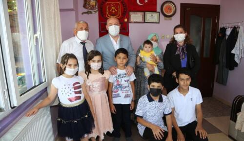 Vali Coşkun’dan Anlamlı Babalar Günü Ziyareti