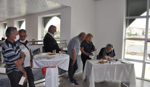 Afşinli fotoğraf sanatçısı ve yazar Ertekin, imza günü düzenledi!