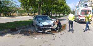 Afşin’de direksiyon hakimiyetini kaybeden sürücü kaza yaptı: 2 yaralı