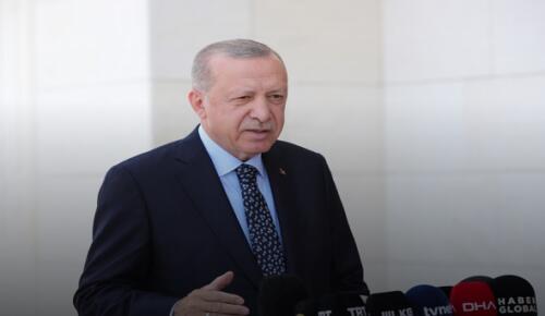 Erdoğan, Cuma Sonrası Açıklamalarda Bulundu