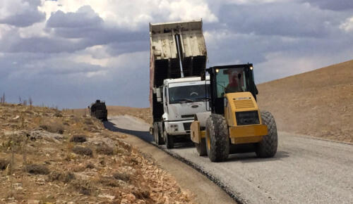 Afşin ve Elbistan’da Yollar Büyükşehir’le Yenileniyor