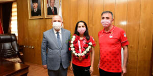 Vali Oyuncu Fatmagül Güler’i Misafir Etti