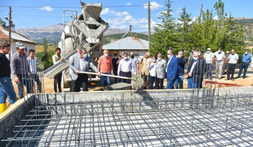 Mahmutbey Camisi’nin Temeli Törenle Atıldı