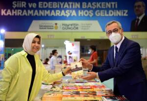 %name Edebiyatın Başkenti Kitap Fuarı’nda 250 Bin Ziyaretçiyi Ağırladı