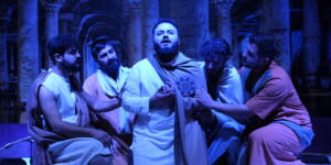 “TEVHİDİN SIRRI ESHAB-I KEHF” TİYATRO OYUNU SAHNELENECEK…