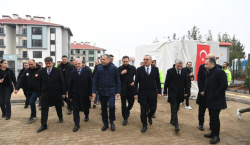 Bakan Yerlikaya, TOKİ Konutları’nda İncelemelerde Bulundu!