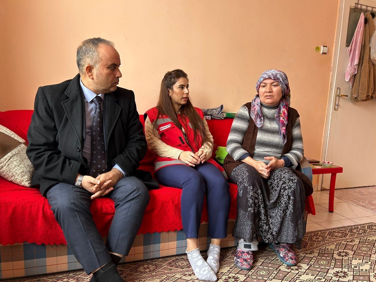 1739917895 582 Asrin felaketinde yasadiklarini gozyaslari icinde anlattilar Insan cocugunu unutur mu Büyükşehir’de Yılın Son Meclis Toplantısı Gerçekleştirildi!