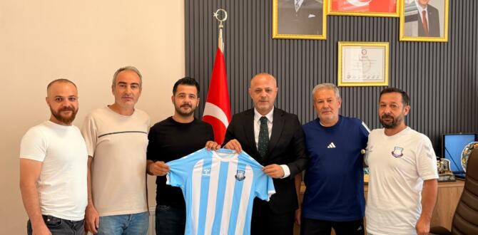 Afşin Spor Yönetimi Başkan Kıraç’ı Ziyaret Etti!